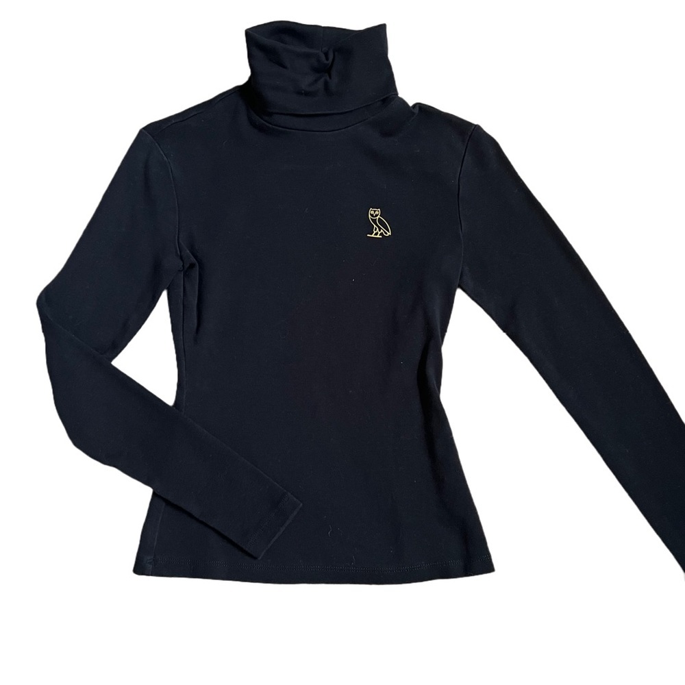 OCTOBER’S VERY OWN / OVO BLACK BASIC TURTLENECK WITH LOGO SIZE XS